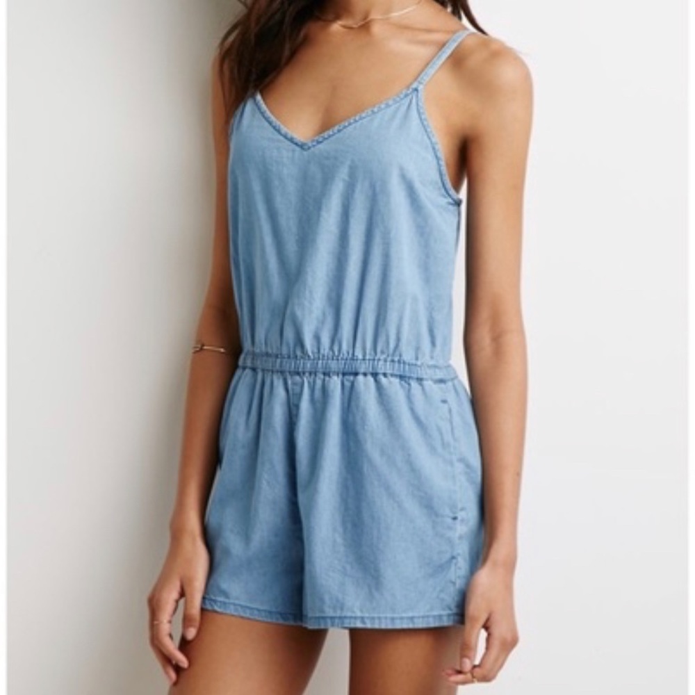 [F21] Light Wash Denim Romper